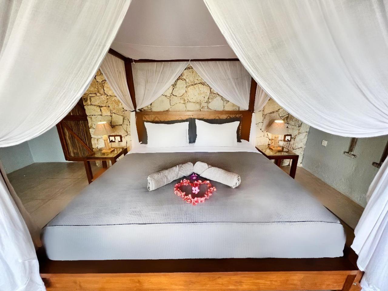 Manduna Resort Нембрала Экстерьер фото